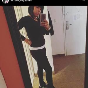 Meet your Posher, Aja